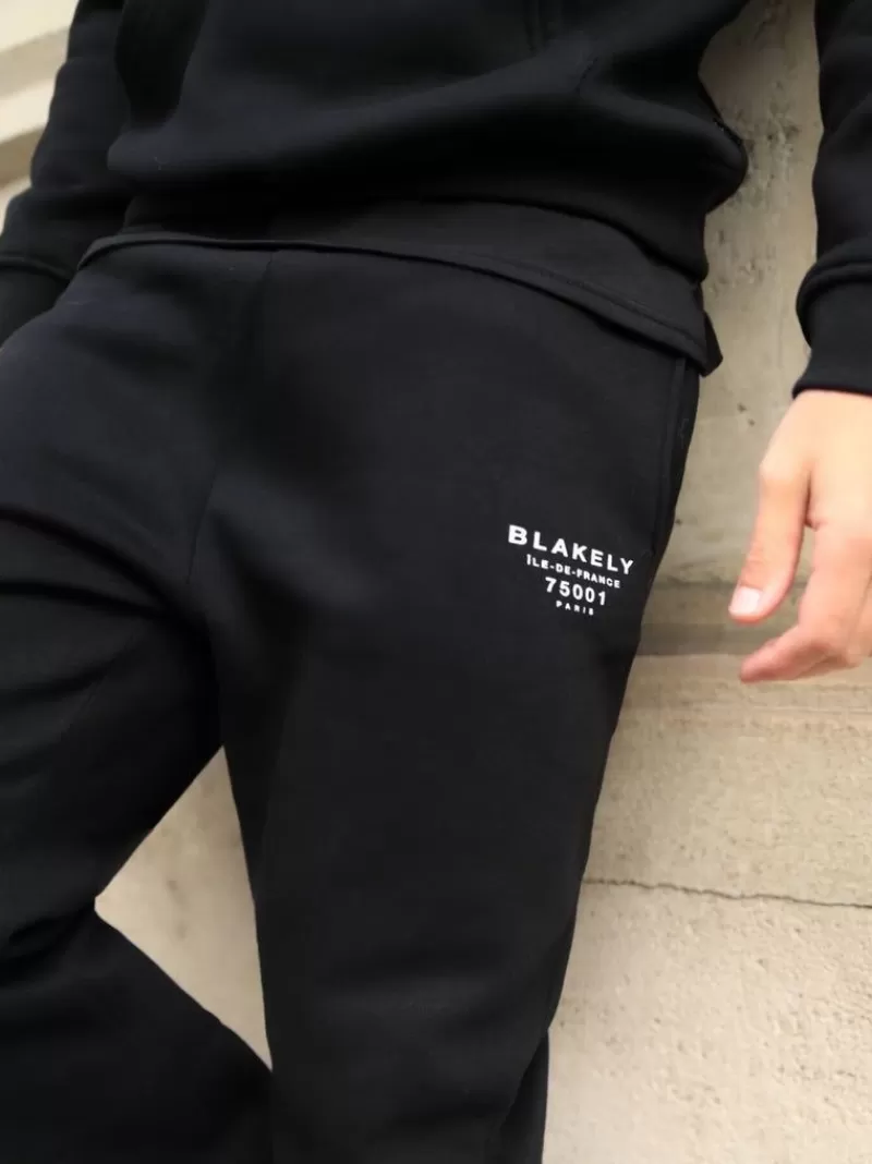 Rue Relaxed Sweatpants*Blakely Clothing Outlet